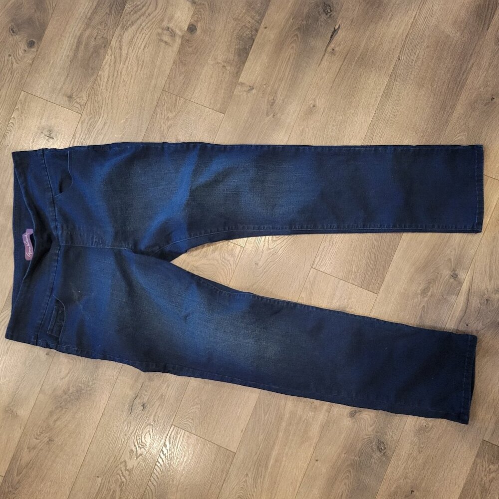 Gloria Vanderbilt jeans